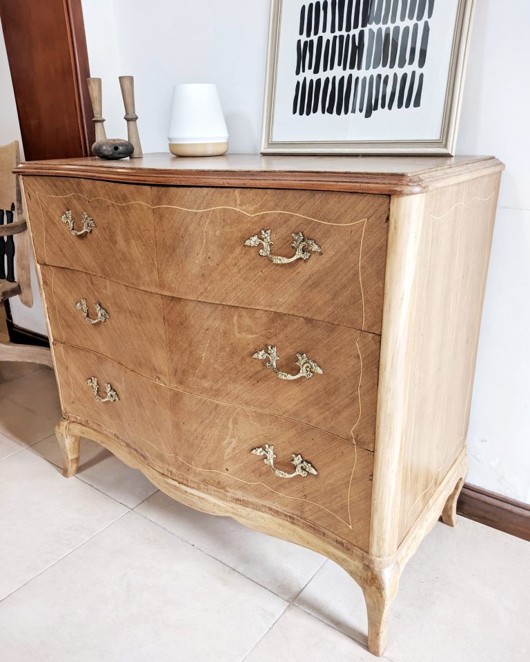 Comoda madera reciclada