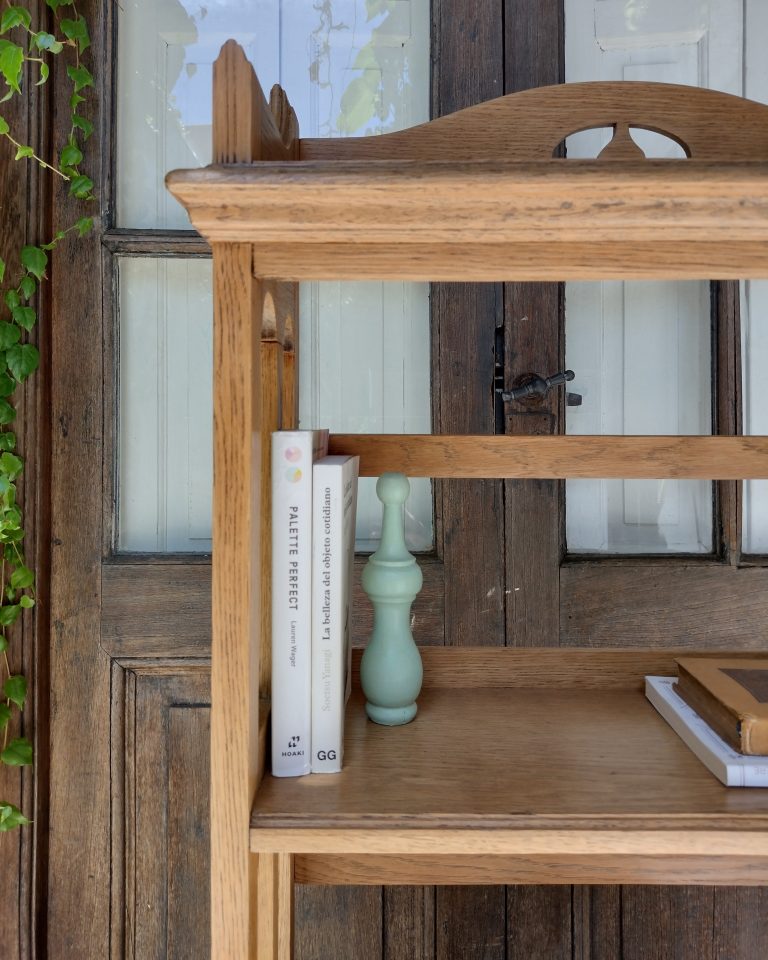 Detalle repisa roble reciclada