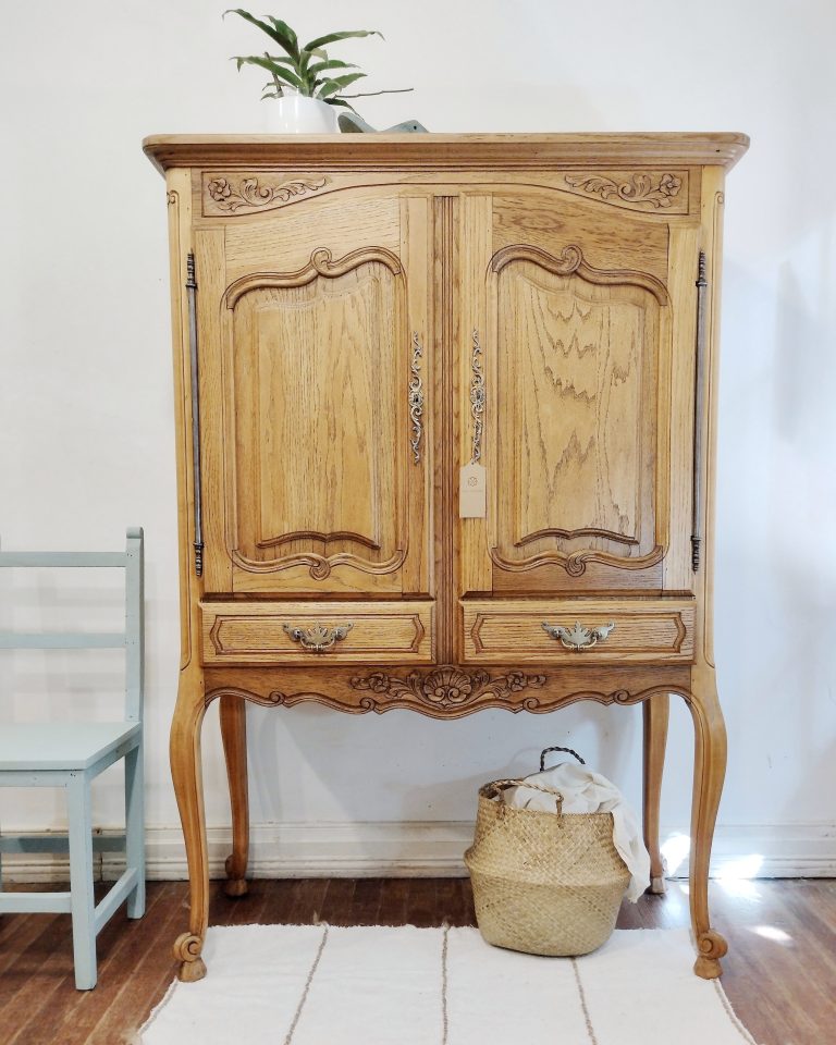 Ropero provenzar roble reciclado