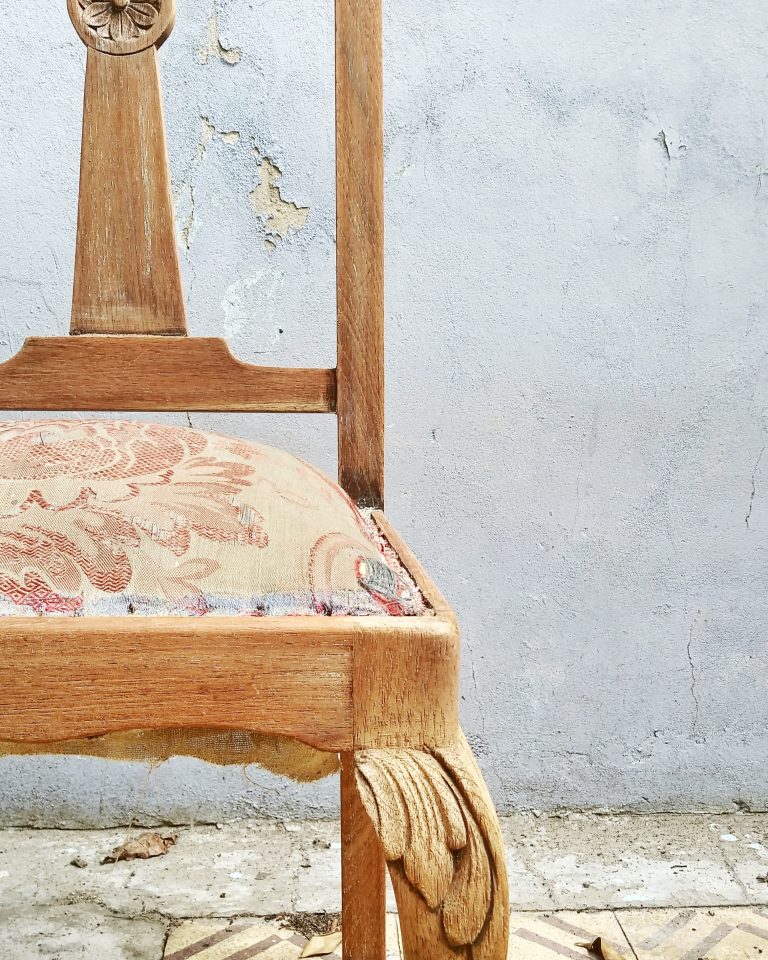 Silla madera de cedro