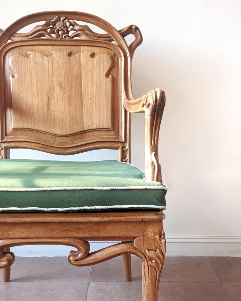 Sillon tallado reciclado